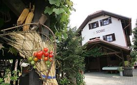 Farm Stay Frank Ozmec Wine And Glamping Estate